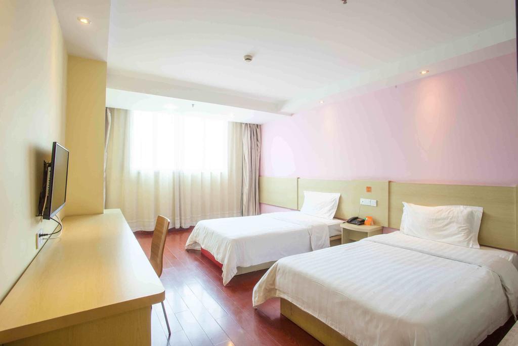 7Days Inn Luoyang Zhongzhou Road Hall Of Enlightened Rule 객실 사진